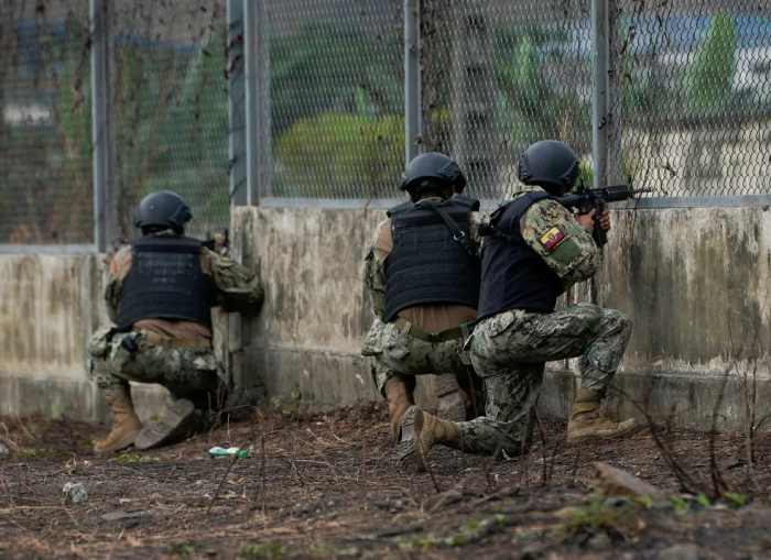 Massacre carcerário deixa 31 mortos no Equador e medo aumenta nas ruas