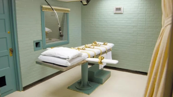 Após pedir para morrer, homem que matou ex da namorada recebe injeção letal